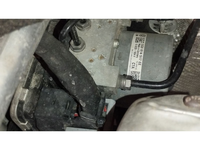 Recambio de abs para volkswagen golf vii variant (ba5, bv5) 1.6 tdi referencia OEM IAM 5Q0614517EE  