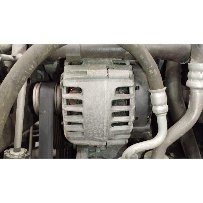 Recambio de alternador para volkswagen golf vii variant (ba5, bv5) 1.6 tdi referencia OEM IAM 04L903021D TG14C 