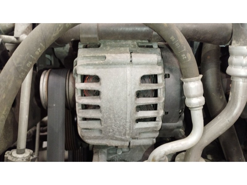 Recambio de alternador para volkswagen golf vii variant (ba5, bv5) 1.6 tdi referencia OEM IAM 04L903021D TG14C 