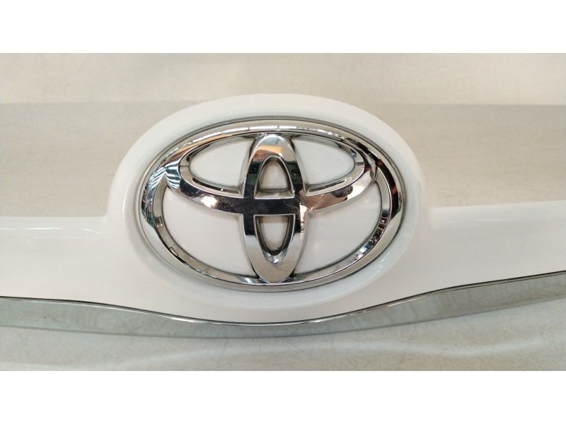 Recambio de moldura para toyota verso (_r2_) 1.6 d4-d (war20_) referencia OEM IAM 768110F090 768110F100 