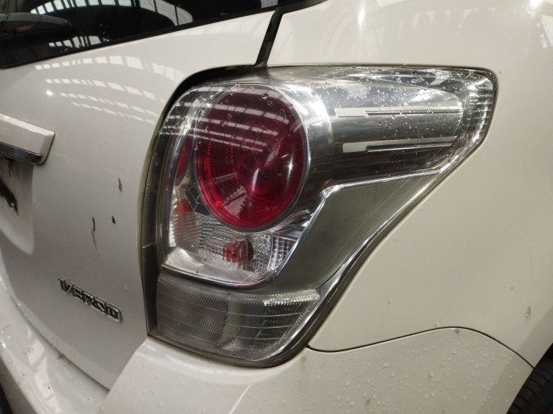 Recambio de piloto trasero derecho para toyota verso (_r2_) 1.6 d4-d (war20_) referencia OEM IAM   