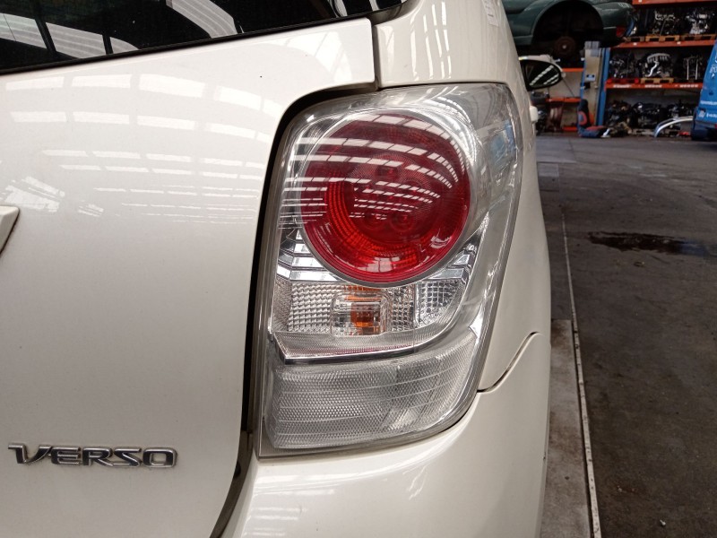 Recambio de piloto trasero derecho para toyota verso (_r2_) 2.2 d-cat (aur21_) referencia OEM IAM   