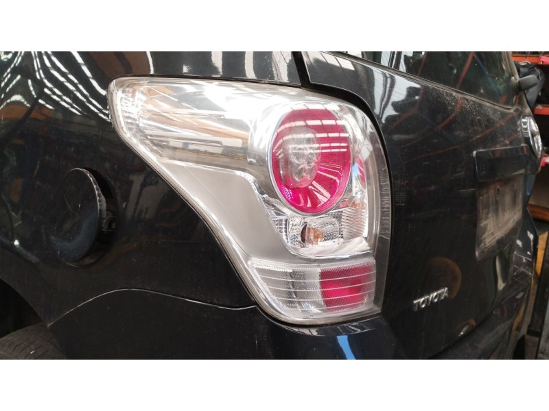 Recambio de piloto trasero izquierdo para toyota verso (_r2_) 2.0 d-4d (aur20_) referencia OEM IAM   