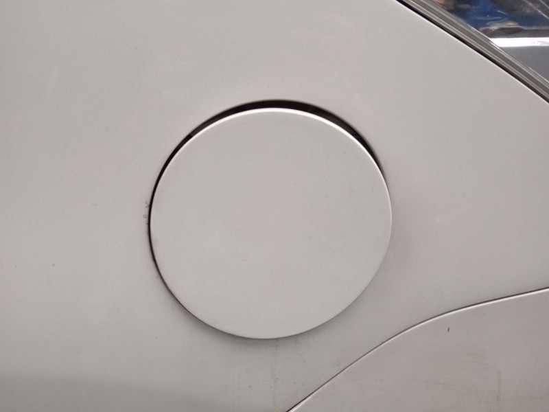 Recambio de tapa exterior combustible para toyota verso (_r2_) 2.2 d-cat (aur21_) referencia OEM IAM   