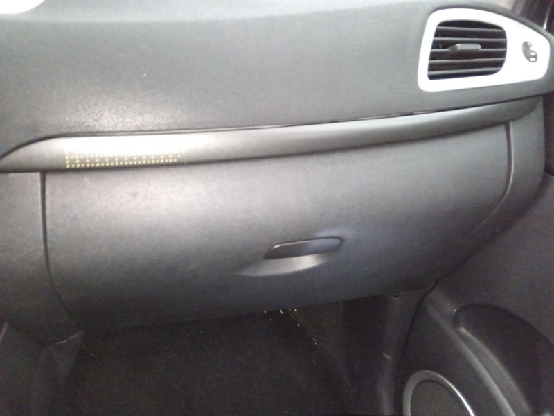 Recambio de guantera para renault scénic iii (jz0/1_) 1.9 dci (jz0j, jz1j, jz1k, jz1s) referencia OEM IAM   