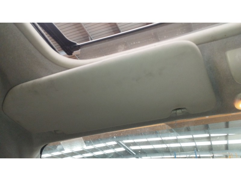 Recambio de parasol izquierdo para renault grand scénic iii (jz0/1_) 1.9 dci referencia OEM IAM   