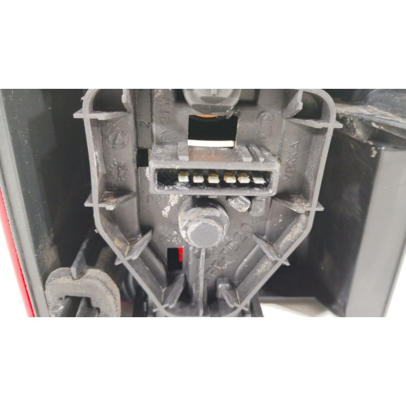 Recambio de piloto trasero derecho para peugeot partner furgoneta/monovolumen (5_, g_) 1.9 d referencia OEM IAM 6351EC  