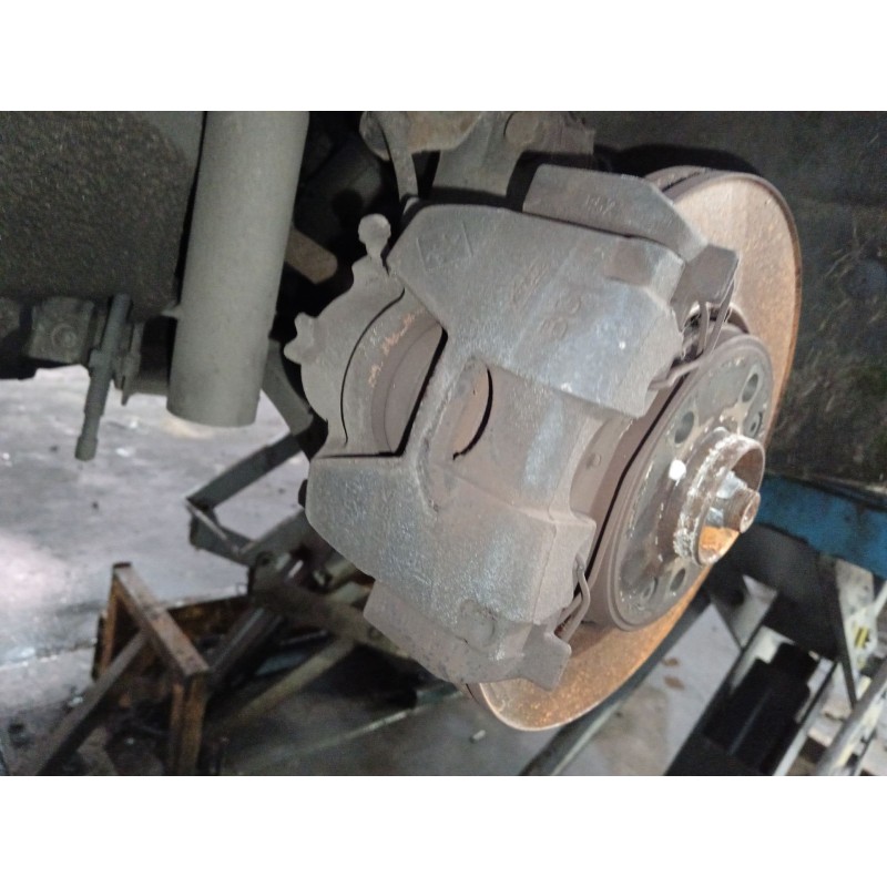 Recambio de pinza freno delantera izquierda para renault grand scénic iii (jz0/1_) 1.9 dci referencia OEM IAM   