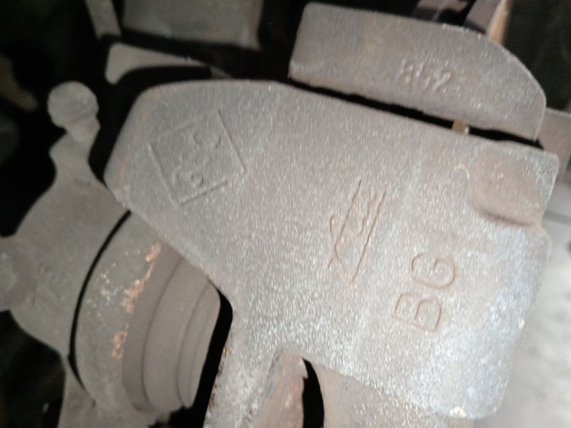 Recambio de pinza freno delantera izquierda para renault grand scénic iii (jz0/1_) 1.9 dci referencia OEM IAM   