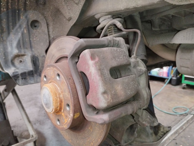 Recambio de pinza freno trasera izquierda para renault grand scénic iii (jz0/1_) 1.9 dci referencia OEM IAM   