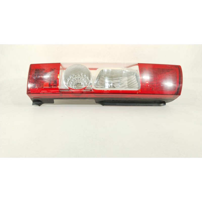 Recambio de piloto trasero izquierdo para citroën jumper iii autobús 2.2 hdi 120 referencia OEM IAM 1607460880  