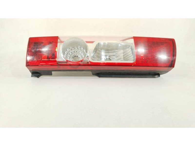 Recambio de piloto trasero izquierdo para citroën jumper iii autobús 2.2 hdi 120 referencia OEM IAM 1607460880  