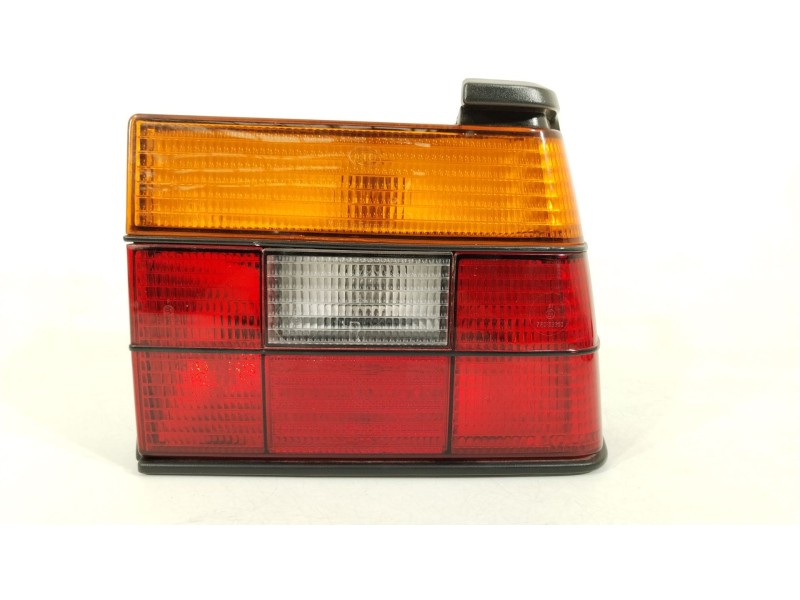 Recambio de piloto trasero derecho para volkswagen jetta ii (19e, 1g2, 165) 1.6 referencia OEM IAM 191945112D 165945257 