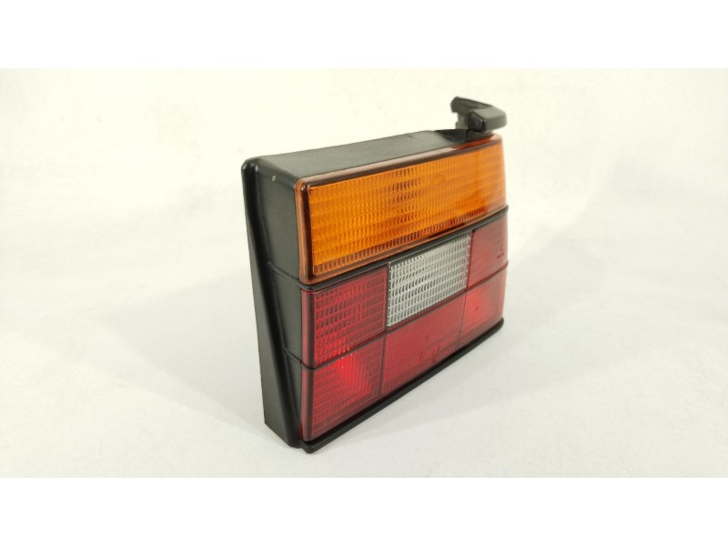 Recambio de piloto trasero derecho para volkswagen jetta ii (19e, 1g2, 165) 1.6 referencia OEM IAM 191945112D 165945257 