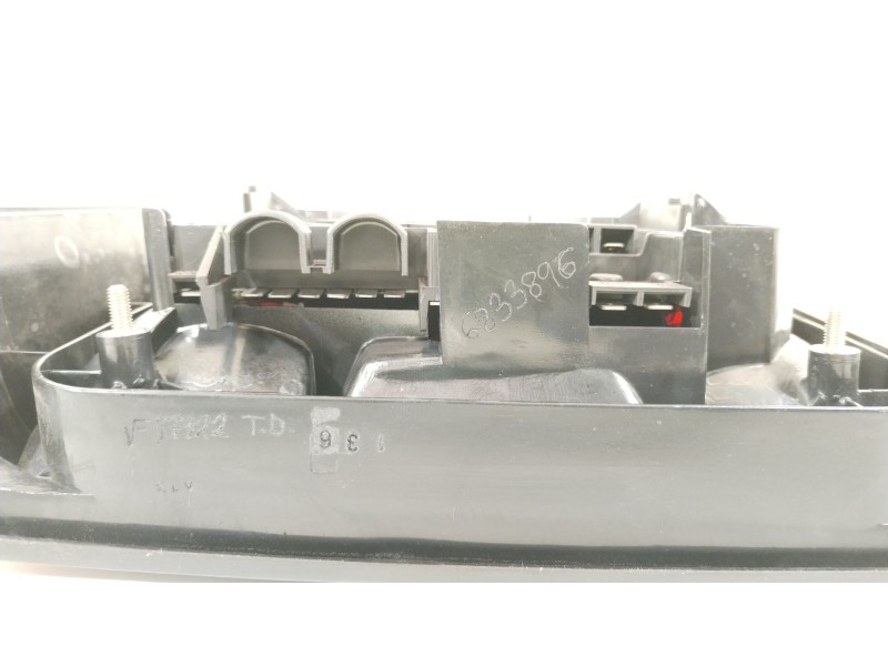 Recambio de piloto trasero derecho para volkswagen jetta ii (19e, 1g2, 165) 1.6 referencia OEM IAM 191945112D 165945257 