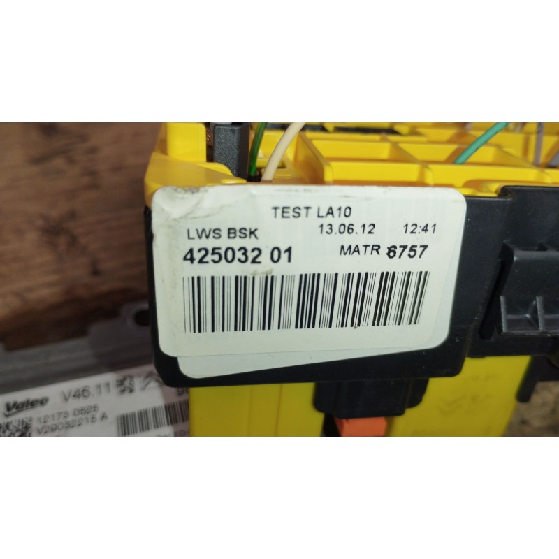 Recambio de caja reles / fusibles para peugeot 208 i (ca_, cc_) 1.2 vti 82 referencia OEM IAM 42503201  