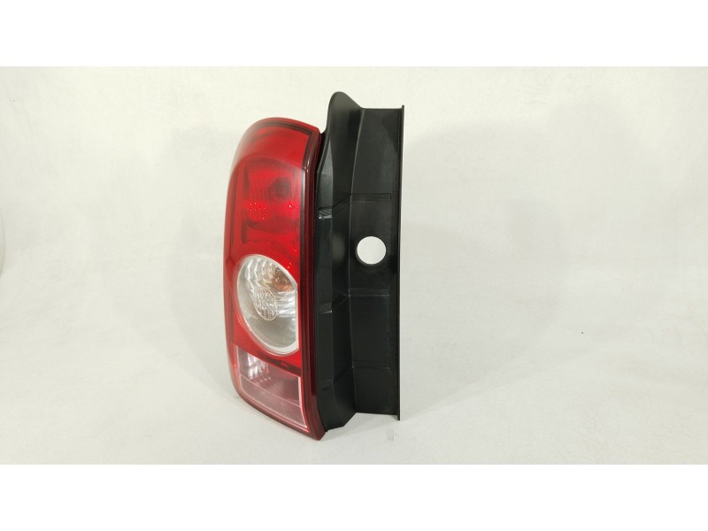 Recambio de piloto trasero izquierdo para dacia duster (hs_) 1.5 dci (hsaj) referencia OEM IAM 265550035R  