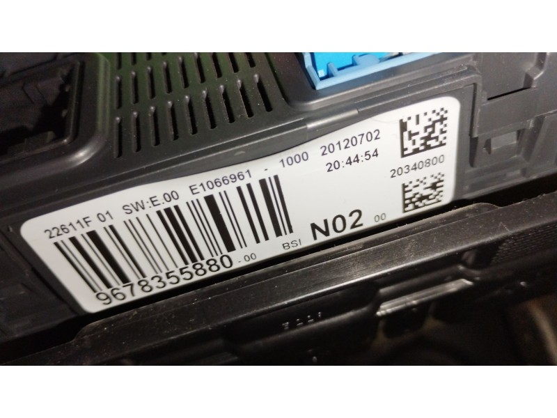 Recambio de caja reles / fusibles para peugeot 208 i (ca_, cc_) 1.2 vti 82 referencia OEM IAM 9678355880  