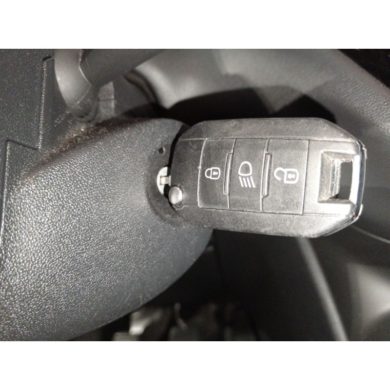 Recambio de conmutador de arranque para peugeot 208 i (ca_, cc_) 1.2 vti 82 referencia OEM IAM   