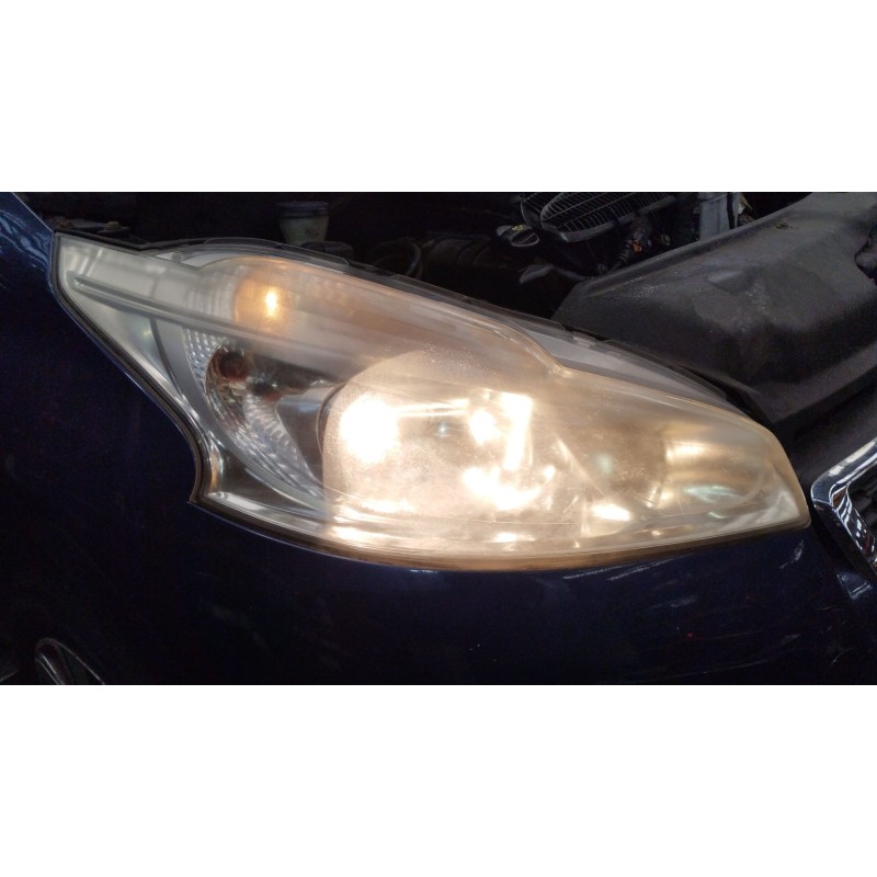 Recambio de faro derecho para peugeot 208 i (ca_, cc_) 1.2 vti 82 referencia OEM IAM 9802221280 89905648 