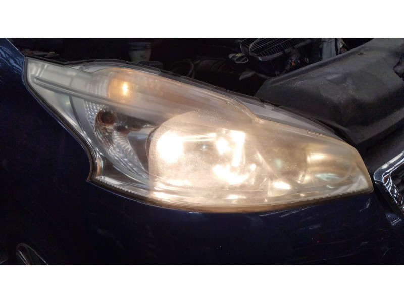 Recambio de faro derecho para peugeot 208 i (ca_, cc_) 1.2 vti 82 referencia OEM IAM 9802221280 89905648 
