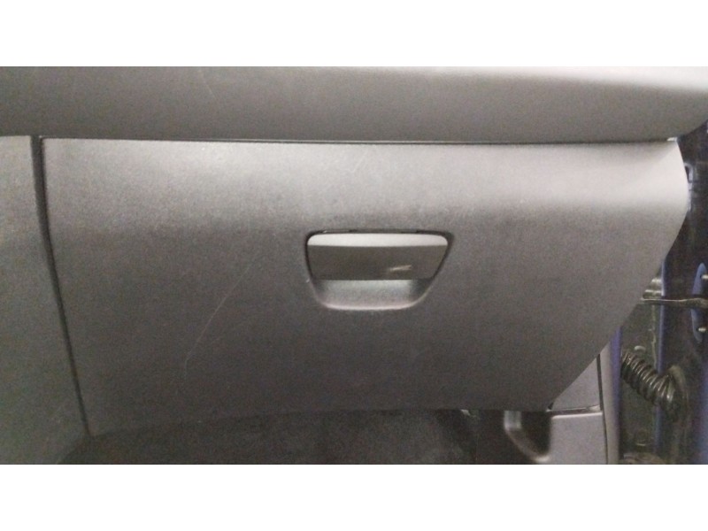 Recambio de guantera para peugeot 208 i (ca_, cc_) 1.6 hdi referencia OEM IAM   