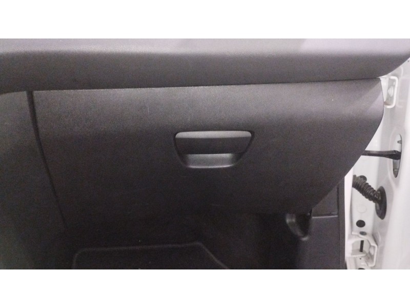Recambio de guantera para peugeot 208 i (ca_, cc_) 1.2 puretech 82 referencia OEM IAM   