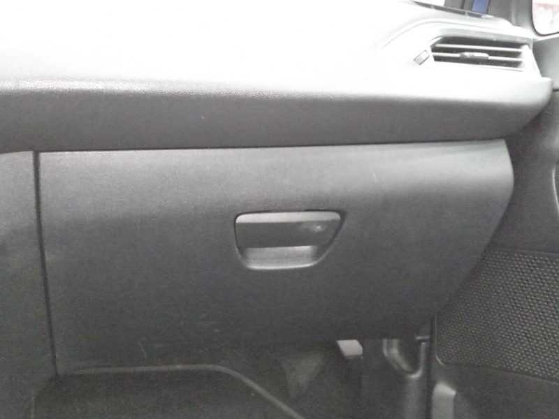 Recambio de guantera para peugeot 208 i (ca_, cc_) 1.4 vti referencia OEM IAM   
