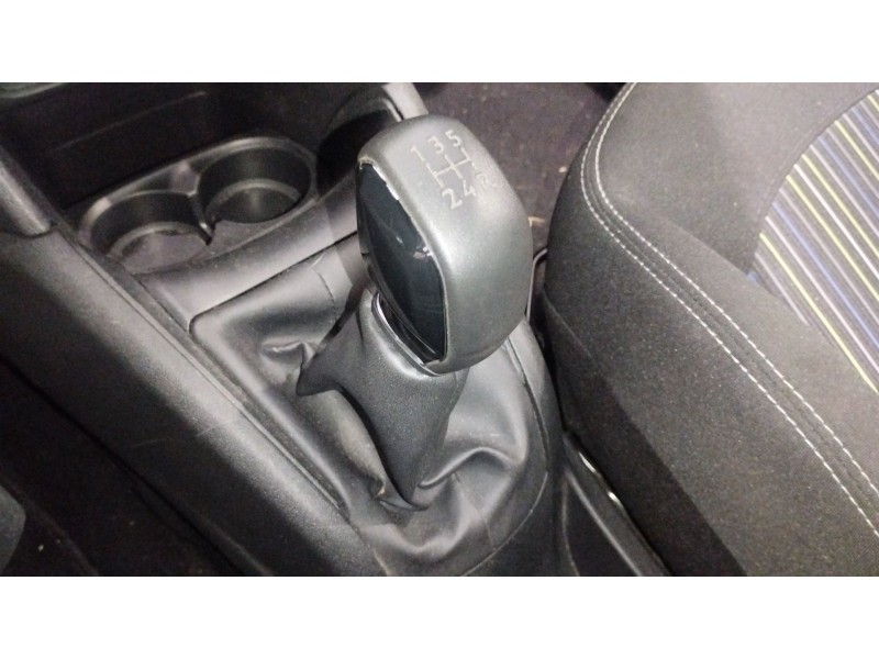 Recambio de pomo palanca cambio para peugeot 208 i (ca_, cc_) 1.2 puretech 82 referencia OEM IAM   