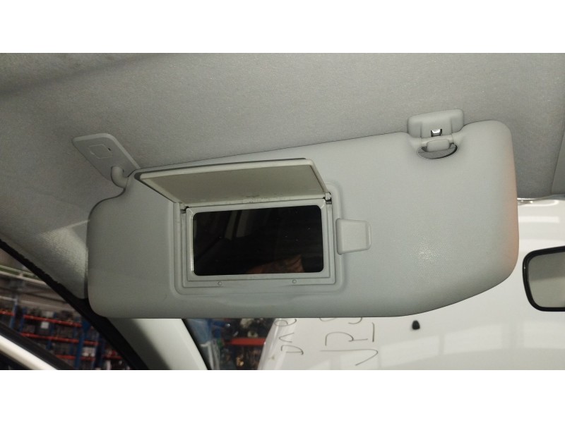 Recambio de parasol izquierdo para peugeot 208 i (ca_, cc_) 1.2 puretech 82 referencia OEM IAM   