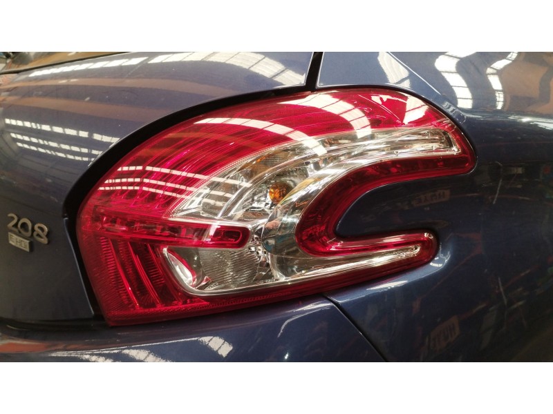 Recambio de piloto trasero derecho para peugeot 208 i (ca_, cc_) 1.6 hdi referencia OEM IAM   