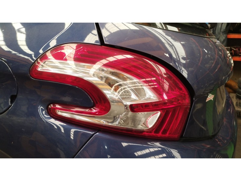 Recambio de piloto trasero izquierdo para peugeot 208 i (ca_, cc_) 1.6 hdi referencia OEM IAM   