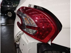 Recambio de piloto trasero izquierdo para peugeot 208 i (ca_, cc_) 1.2 vti 82 referencia OEM IAM   