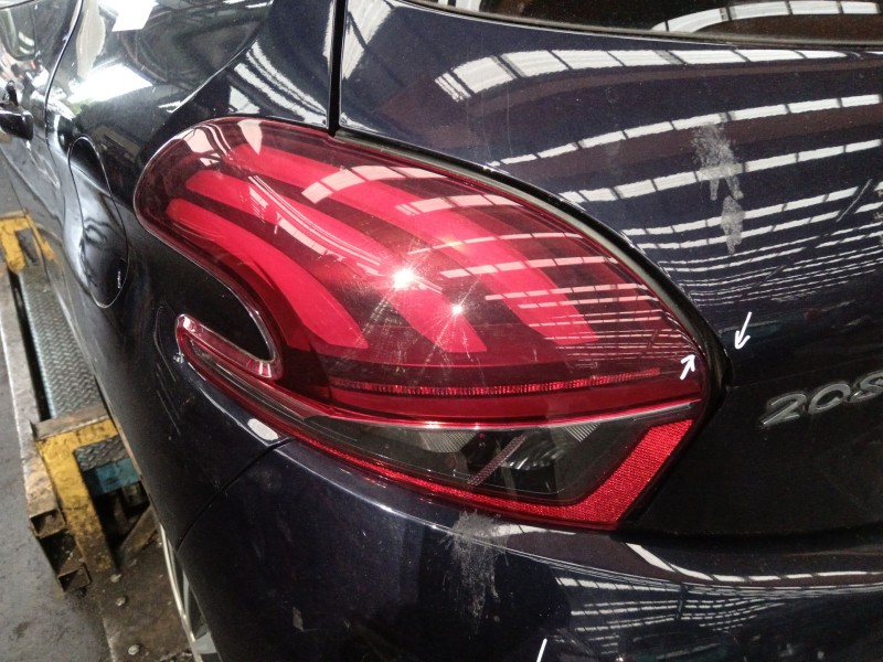 Recambio de piloto trasero izquierdo para peugeot 208 i (ca_, cc_) 1.2 vti 82 referencia OEM IAM   