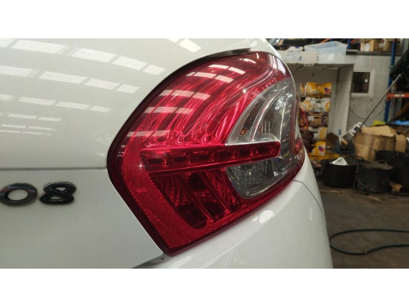 Recambio de piloto trasero derecho para peugeot 208 i (ca_, cc_) 1.4 hdi referencia OEM IAM   