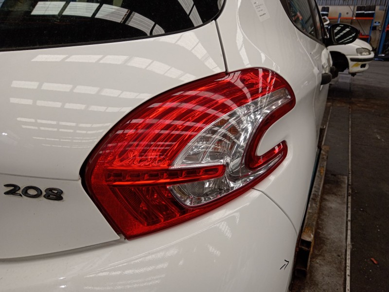 Recambio de piloto trasero derecho para peugeot 208 i (ca_, cc_) 1.4 hdi referencia OEM IAM   