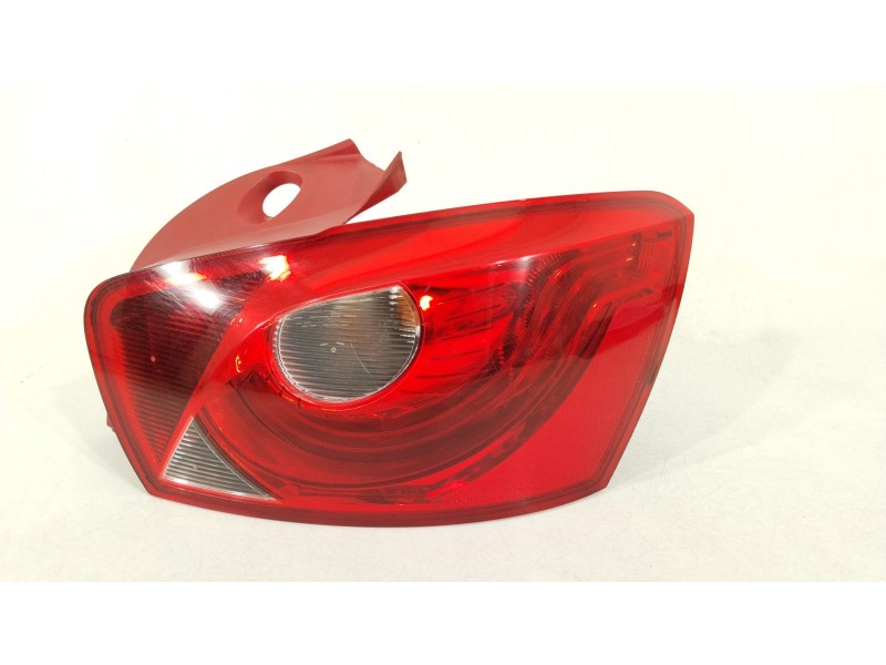 Recambio de piloto trasero derecho para seat ibiza iv (6j5, 6p1) 1.4 tdi referencia OEM IAM 6J4945096C 6J4945112B 