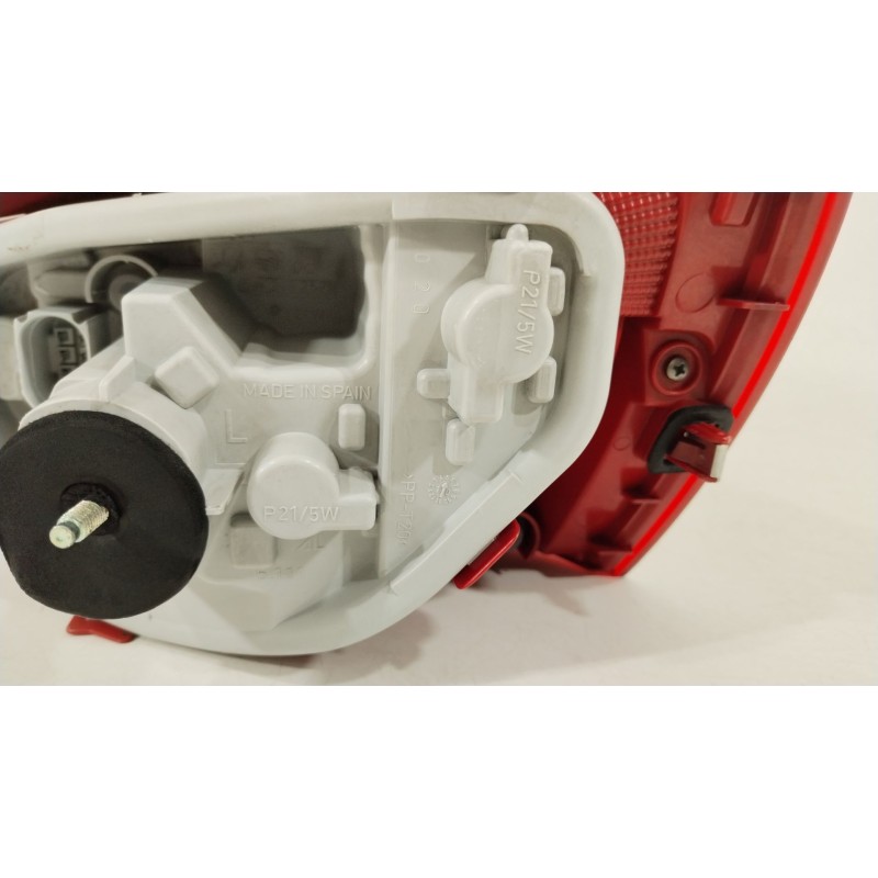 Recambio de piloto trasero izquierdo para seat ibiza iv (6j5, 6p1) 1.4 tdi referencia OEM IAM 6J4945095C 6J4945111B 