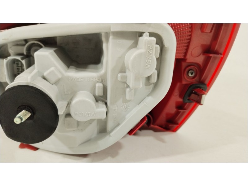 Recambio de piloto trasero izquierdo para seat ibiza iv (6j5, 6p1) 1.4 tdi referencia OEM IAM 6J4945095C 6J4945111B 