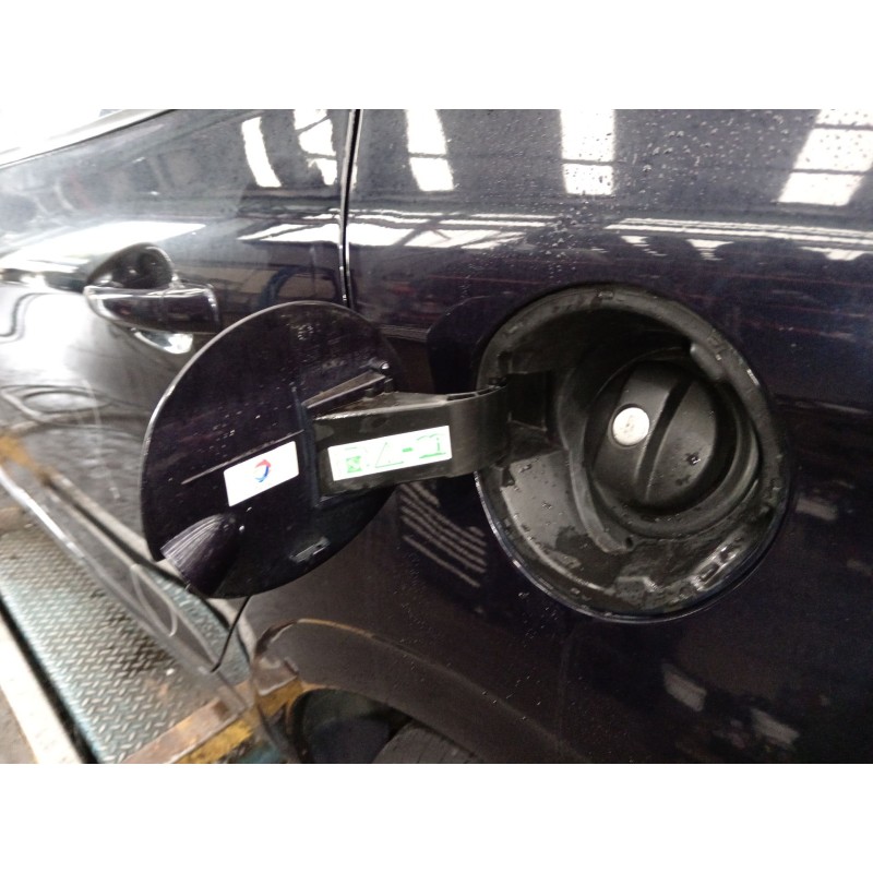 Recambio de tapa exterior combustible para peugeot 208 i (ca_, cc_) 1.2 puretech 82 referencia OEM IAM   