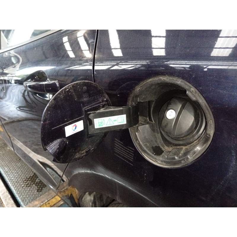 Recambio de tapa exterior combustible para peugeot 208 i (ca_, cc_) 1.2 vti 82 referencia OEM IAM   