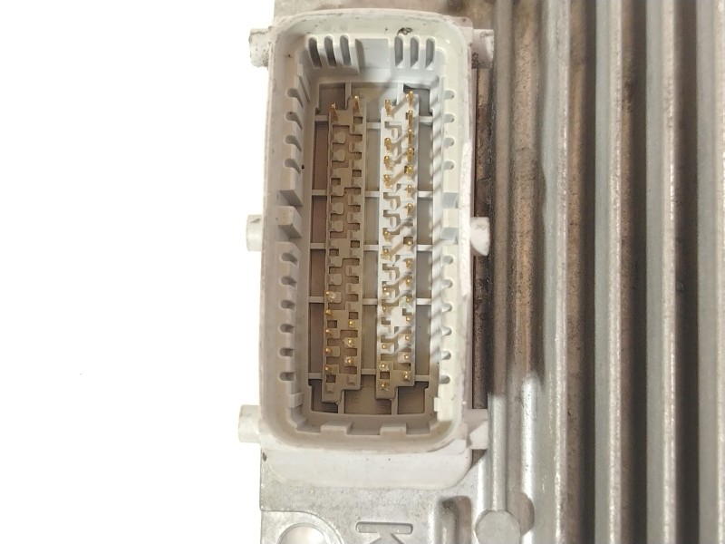 Recambio de centralita motor uce para chevrolet aveo / kalos sedán (t250, t255) 1.4 referencia OEM IAM 96436779  