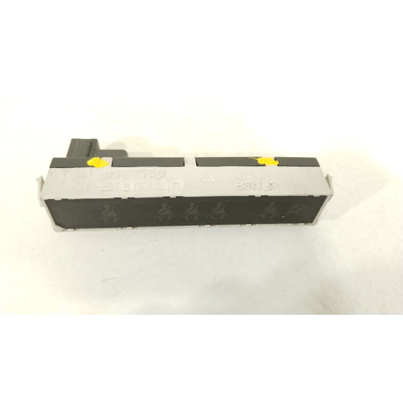Recambio de pantalla multifuncion para peugeot 207/207+ (wa_, wc_) 1.6 hdi referencia OEM IAM 9665103980  