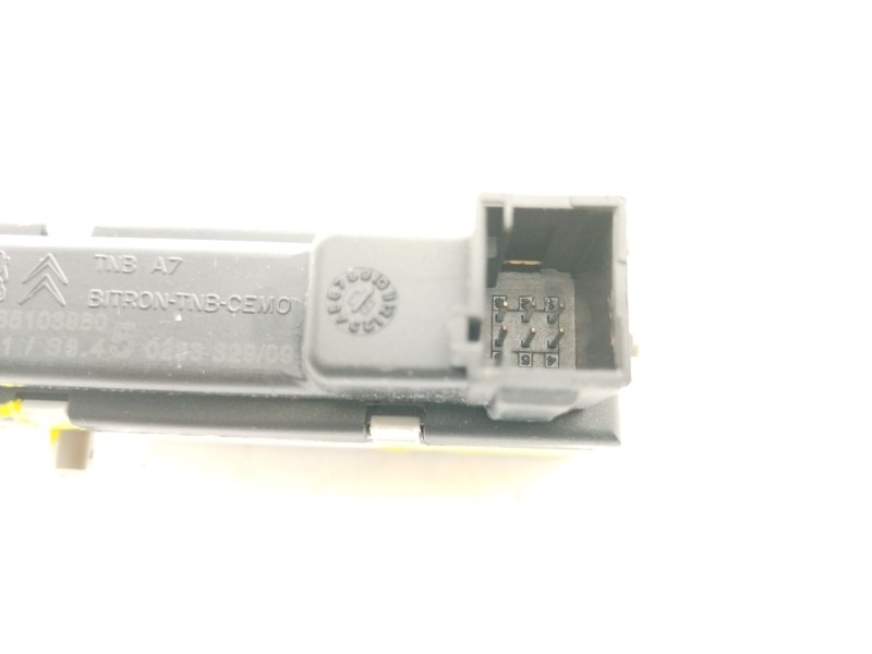 Recambio de pantalla multifuncion para peugeot 207/207+ (wa_, wc_) 1.6 hdi referencia OEM IAM 9665103980  