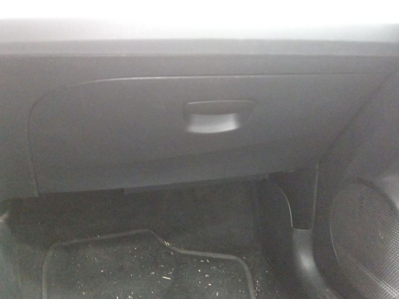 Recambio de guantera para seat ibiza iv (6j5, 6p1) 1.0 referencia OEM IAM   