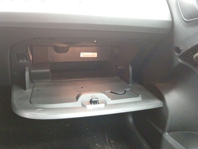 Recambio de guantera para seat ibiza iv (6j5, 6p1) 1.0 referencia OEM IAM   