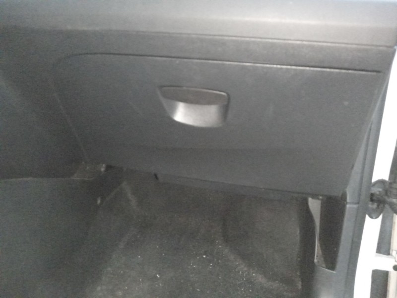 Recambio de guantera para seat ibiza iv (6j5, 6p1) 1.4 tdi referencia OEM IAM   