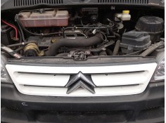 Recambio de rejilla delantera para citroën jumper i autobús (230p) 2.8 hdi referencia OEM IAM 1304699070  