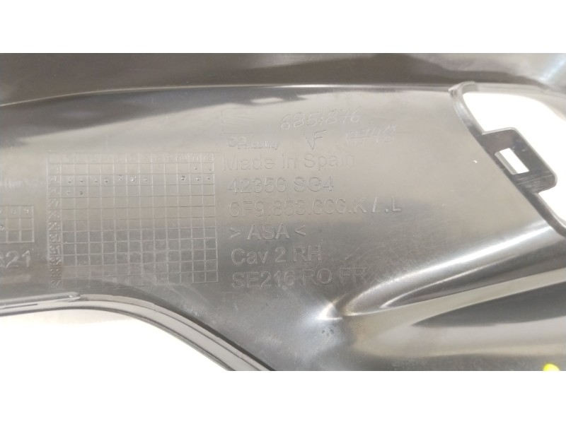 Recambio de rejilla paragolpes derecha para seat arona (kj7, kjp) 1.5 tsi referencia OEM IAM 6F9853666K 5Q0919275C 