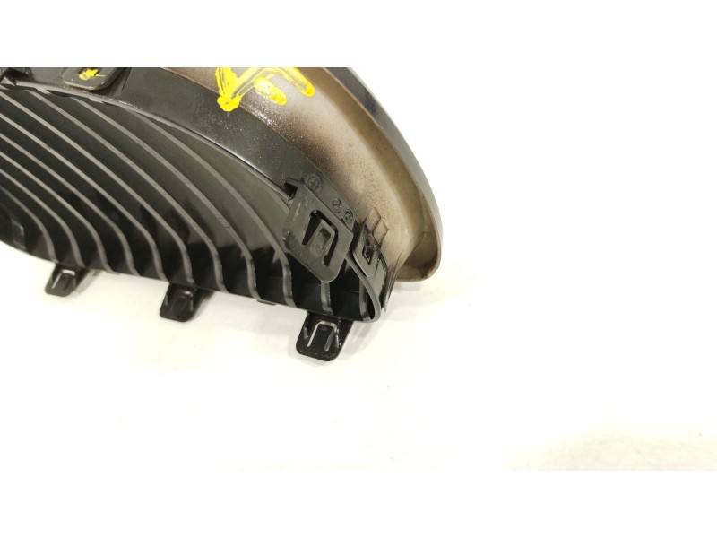 Recambio de rejilla delantera para bmw 1 coupé (e82) 120 d referencia OEM IAM 51137166439  